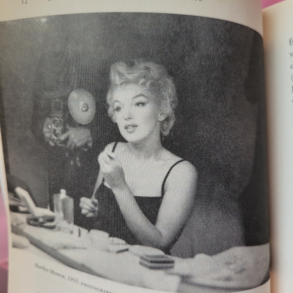 Marilyn Monroe ~ Book ~ Canvas Art ~ FINAL PRICE!! - Picture 14 of 16